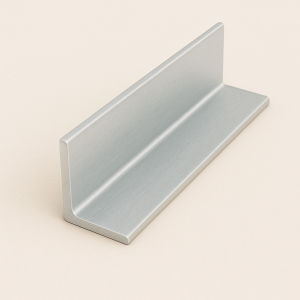 Уголок алюминиевый прессованный бульбообразный 100х25х2 мм 1915 ГОСТ 13617-97 в наличии в Новосибирске