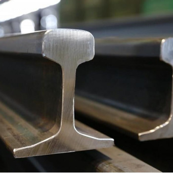 Рельс железнодорожный углеродистая сталь б/у 25000 мм Р-50 в наличии в Новосибирске