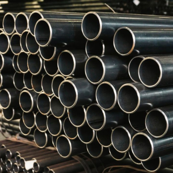 Стальная крекинговая труба 108 мм 6 мм 10 ГОСТ 550-75 в наличии в Новосибирске